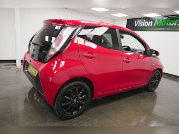 Used Toyota AYGO 2017 for sale - 77898151: Photo