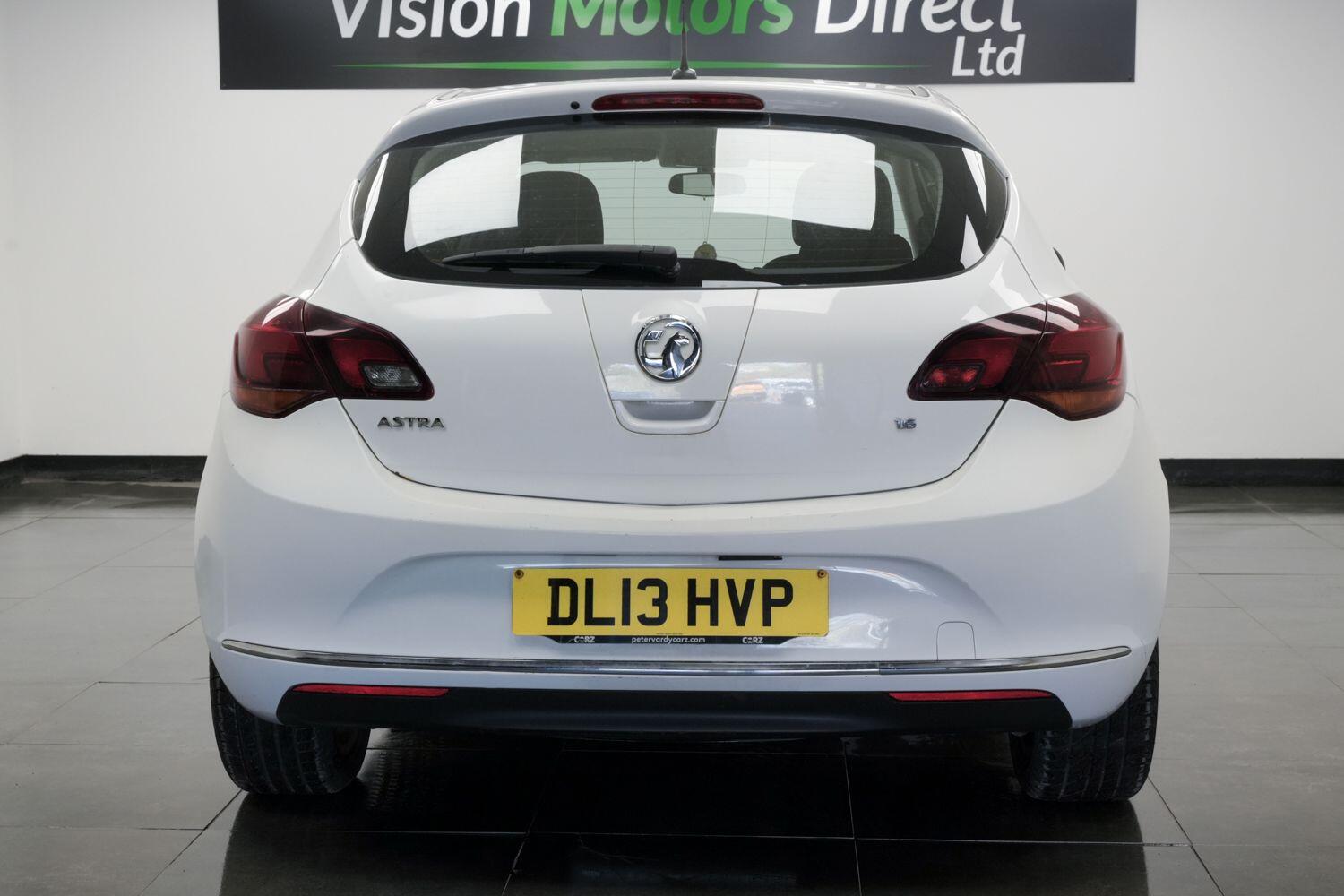 Used Vauxhall Astra 2013 for sale - 76824967: Photo 3