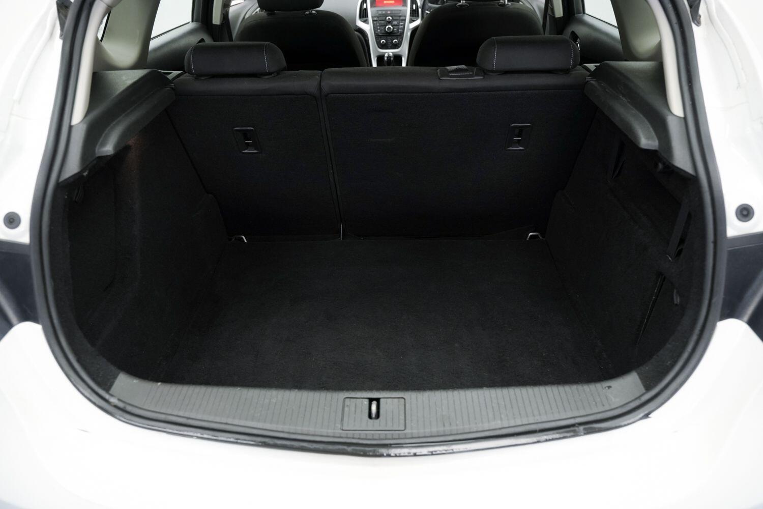 Used Vauxhall Astra 2013 for sale - 76824967: Photo 9