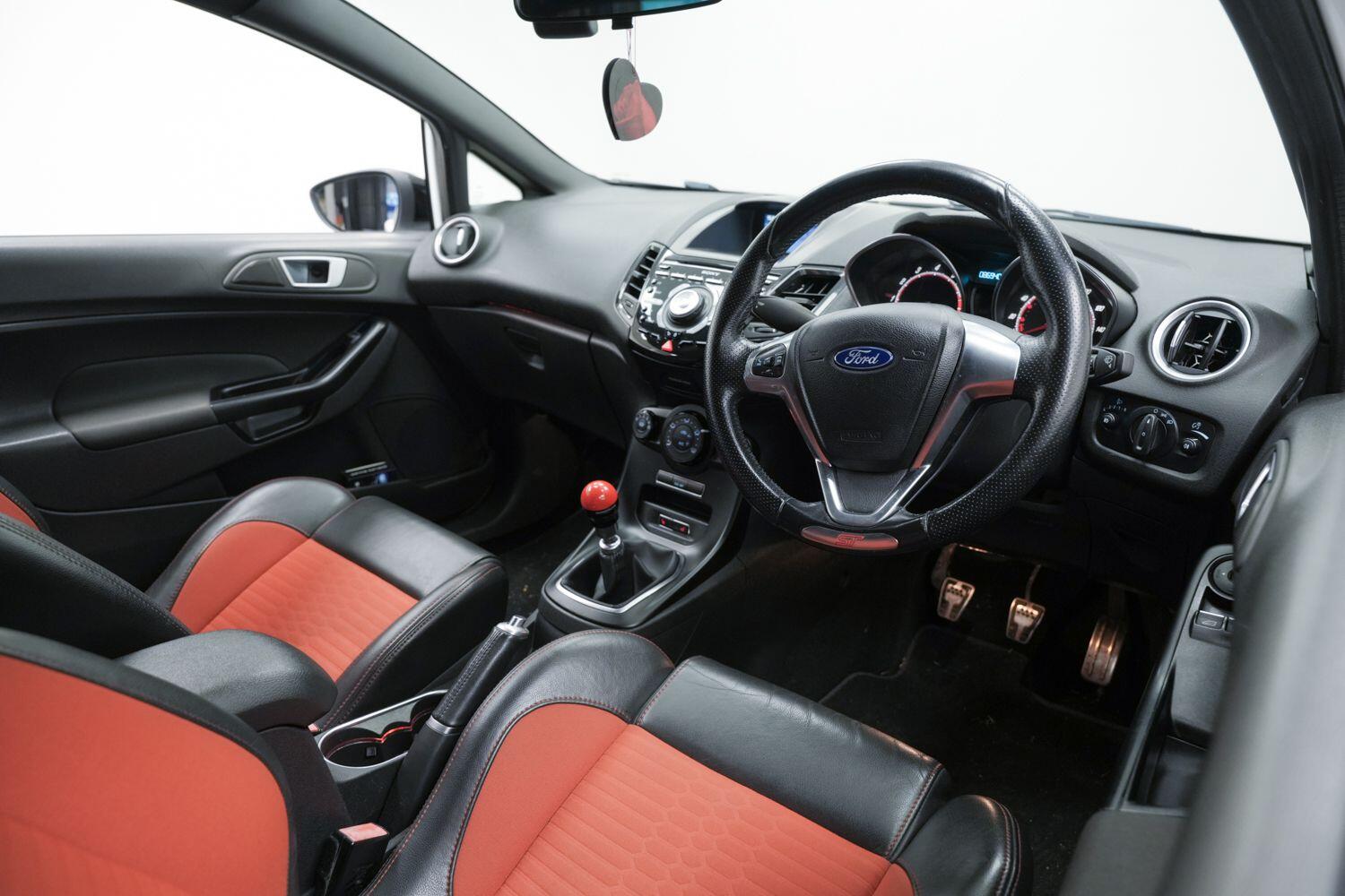 Used Ford Fiesta 2017 for sale - 77440593: Photo 10