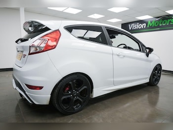 Used Ford Fiesta 2017 for sale - 77440593: Photo