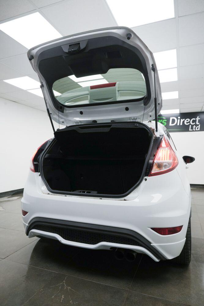 Used Ford Fiesta 2017 for sale - 77440593: Photo 8