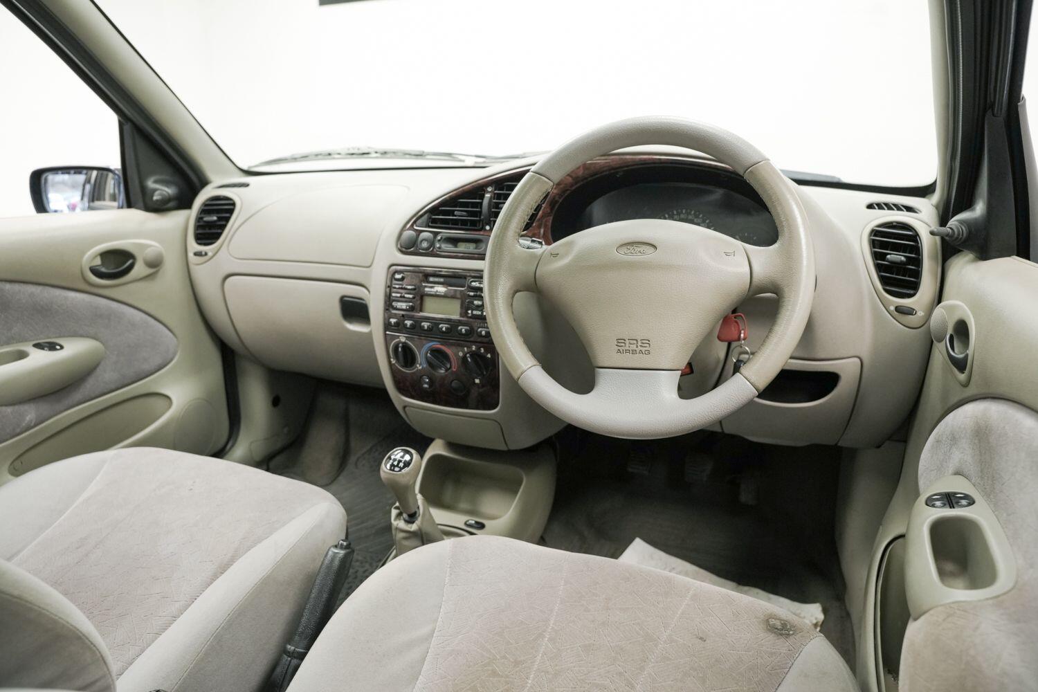 Used Ford Fiesta 1997 for sale - 77549792: Photo 10