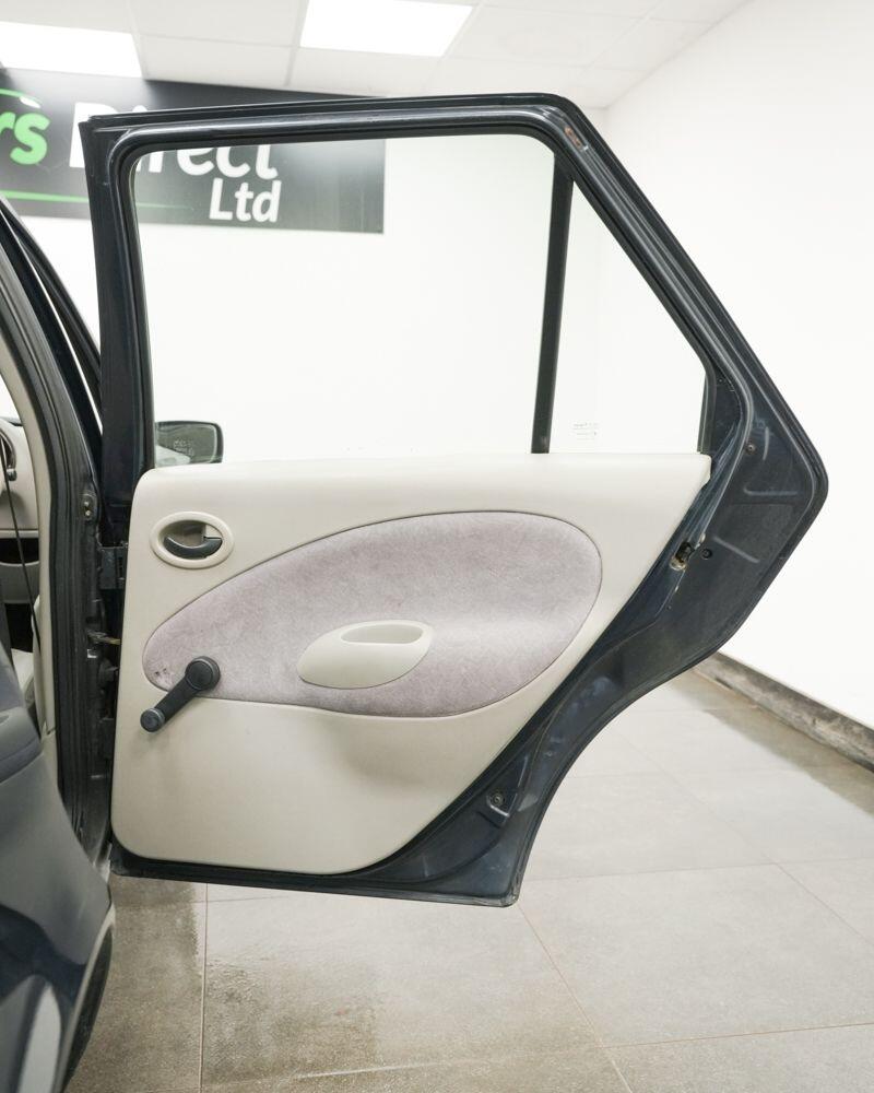 Used Ford Fiesta 1997 for sale - 77549792: Photo 17