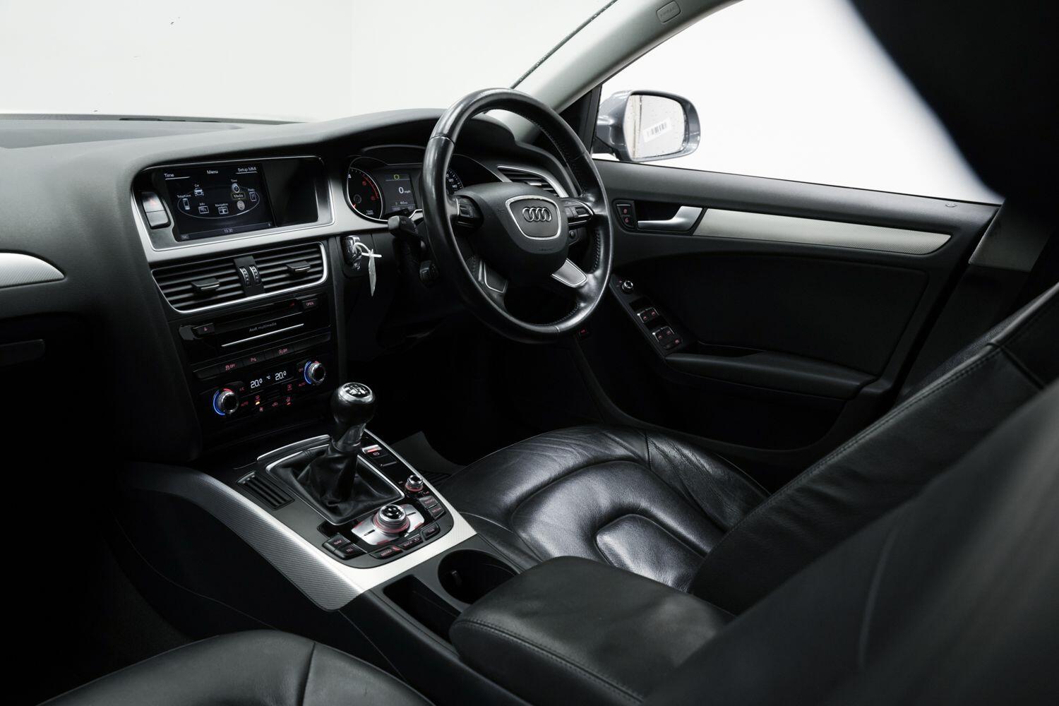 Used Audi A4 2014 for sale - 76592458: Photo 21