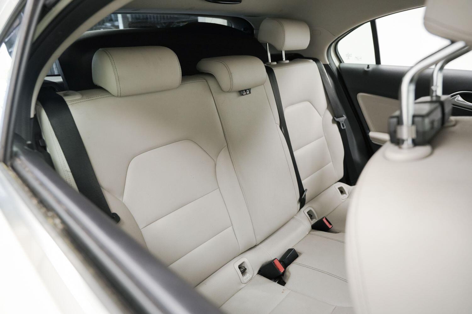 Used Mercedes-Benz A-Class 2015 for sale - 76715297: Photo 14