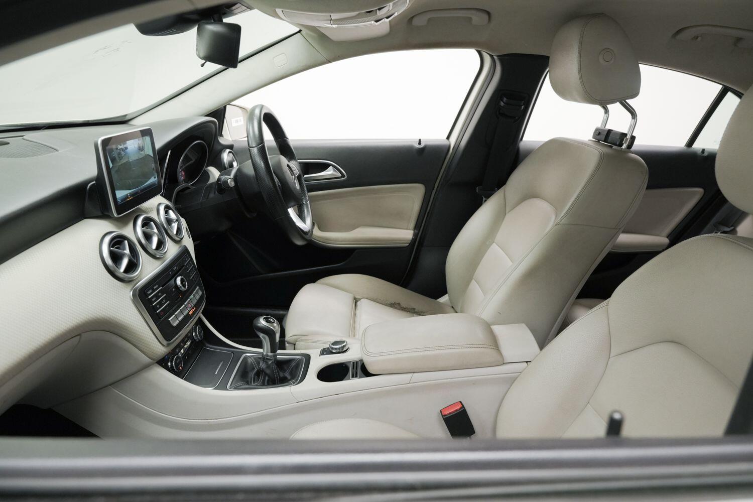 Used Mercedes-Benz A-Class 2015 for sale - 76715297: Photo 28