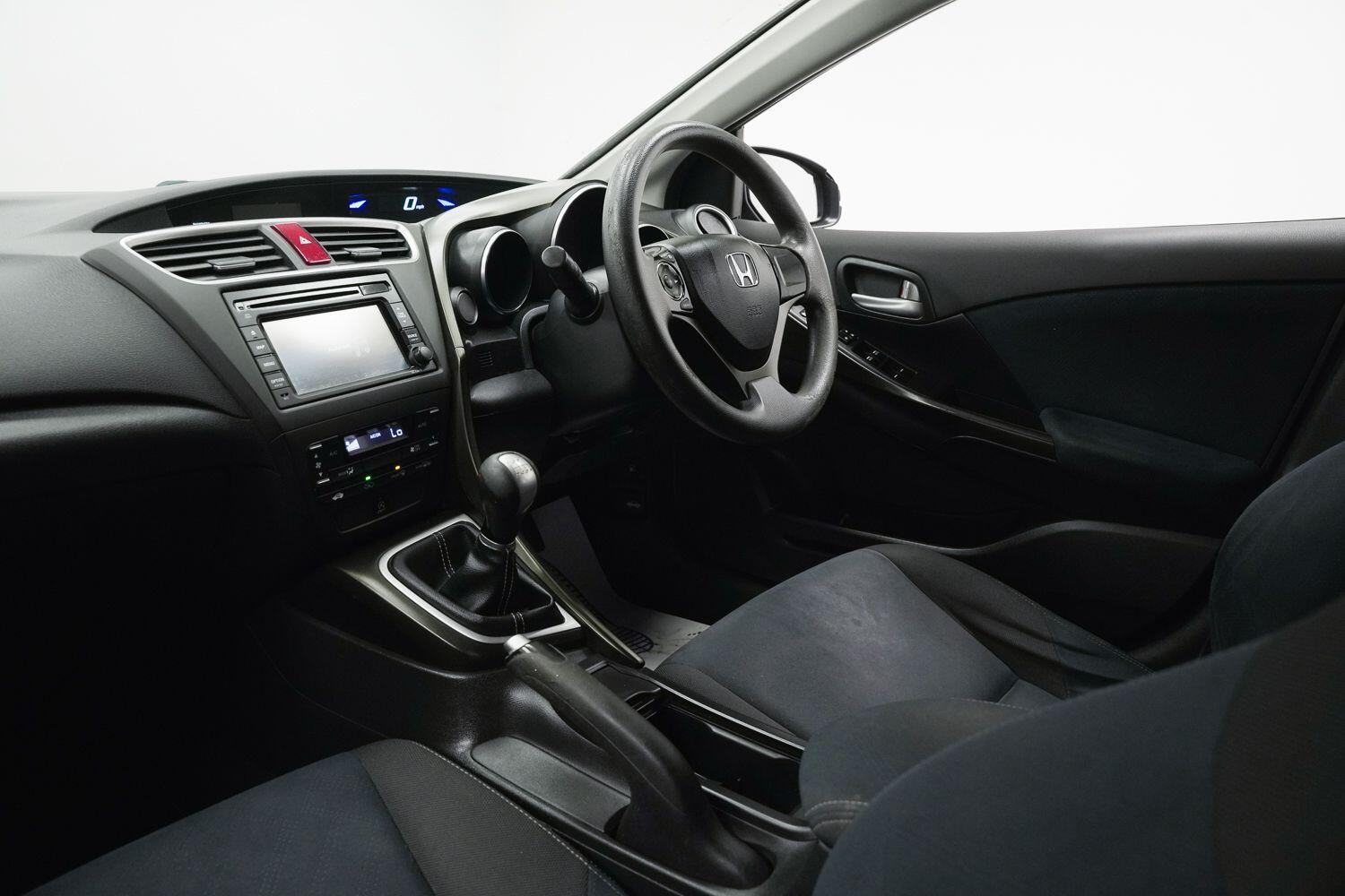 Used Honda Civic 2014 for sale - 78020430: Photo 20