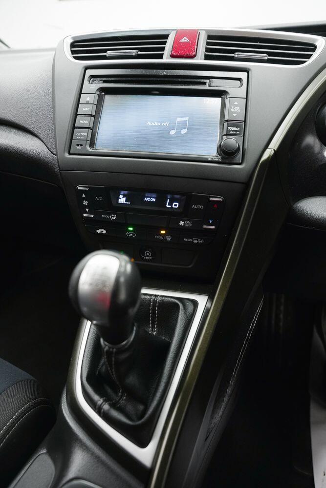 Used Honda Civic 2014 for sale - 78020430: Photo 22