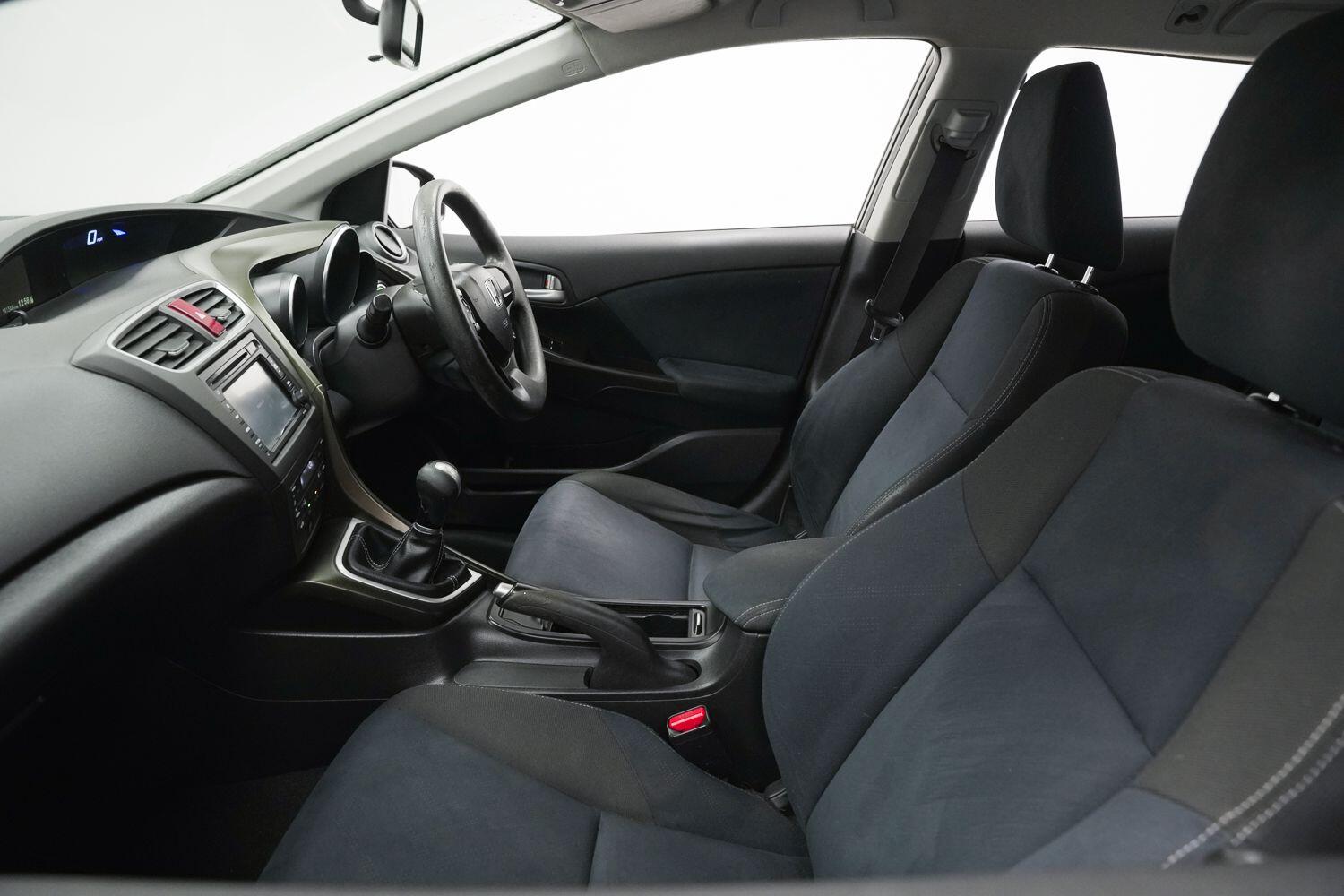 Used Honda Civic 2014 for sale - 78020430: Photo 29