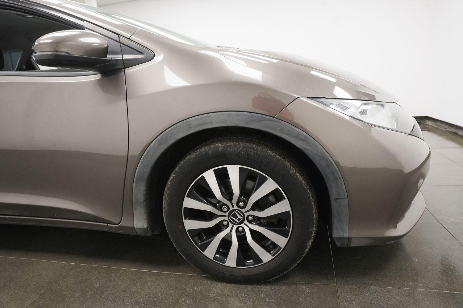 Used Honda Civic 2014 for sale - 78020430: Photo 5