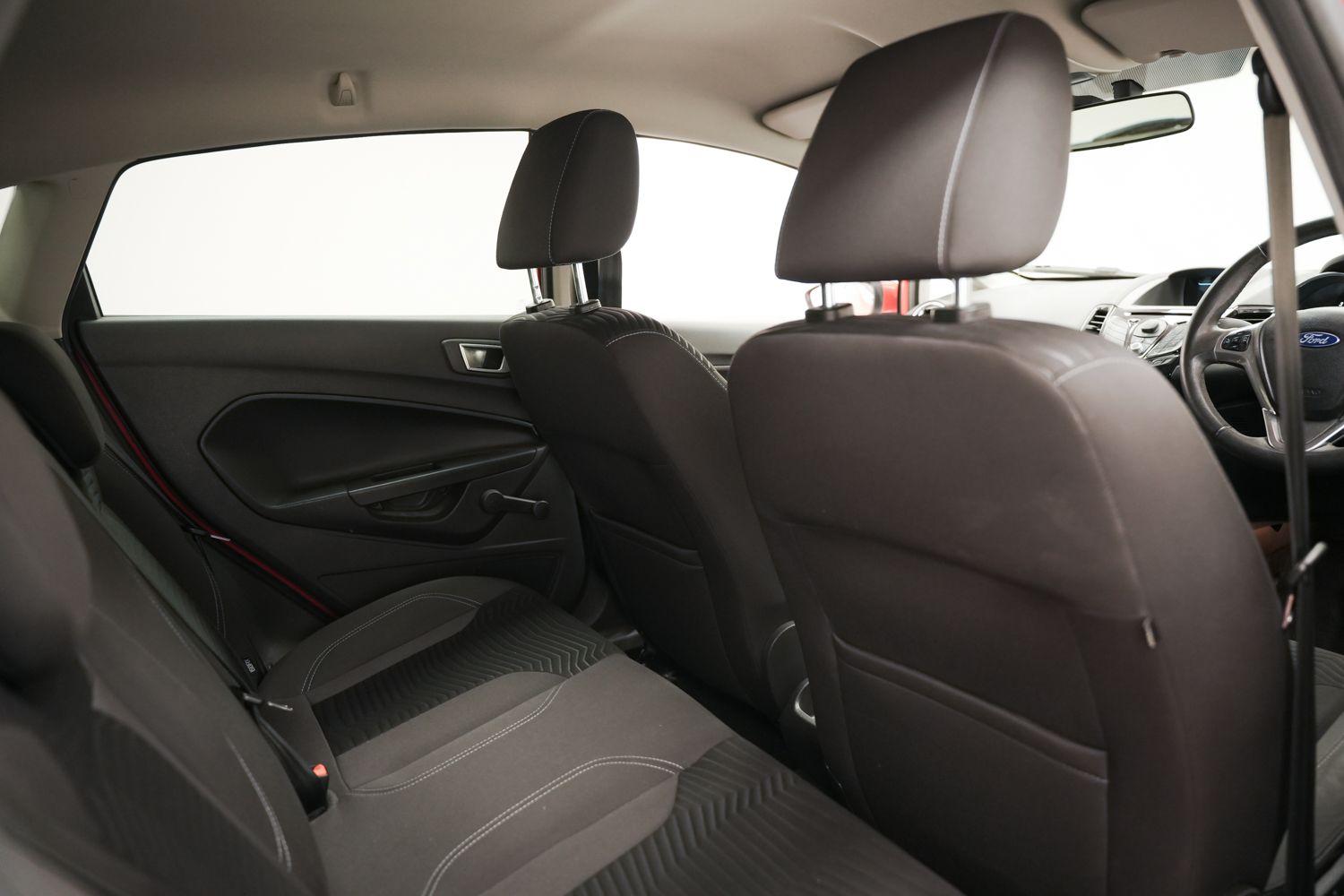 Used Ford Fiesta 2013 for sale - 76370624: Photo 17