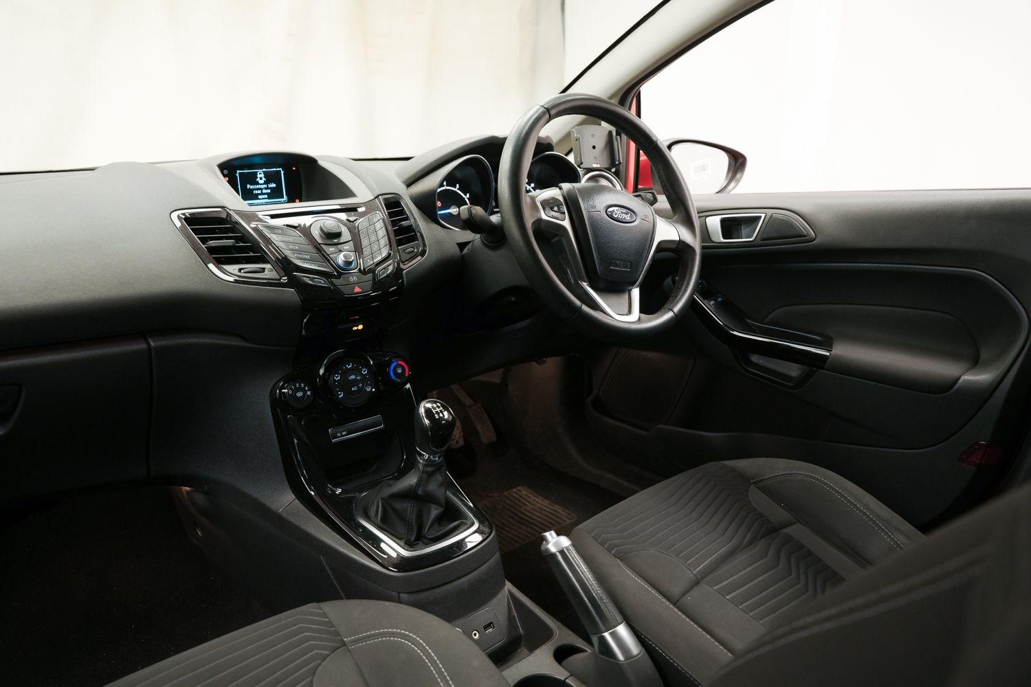 Used Ford Fiesta 2013 for sale - 76370624: Photo 21