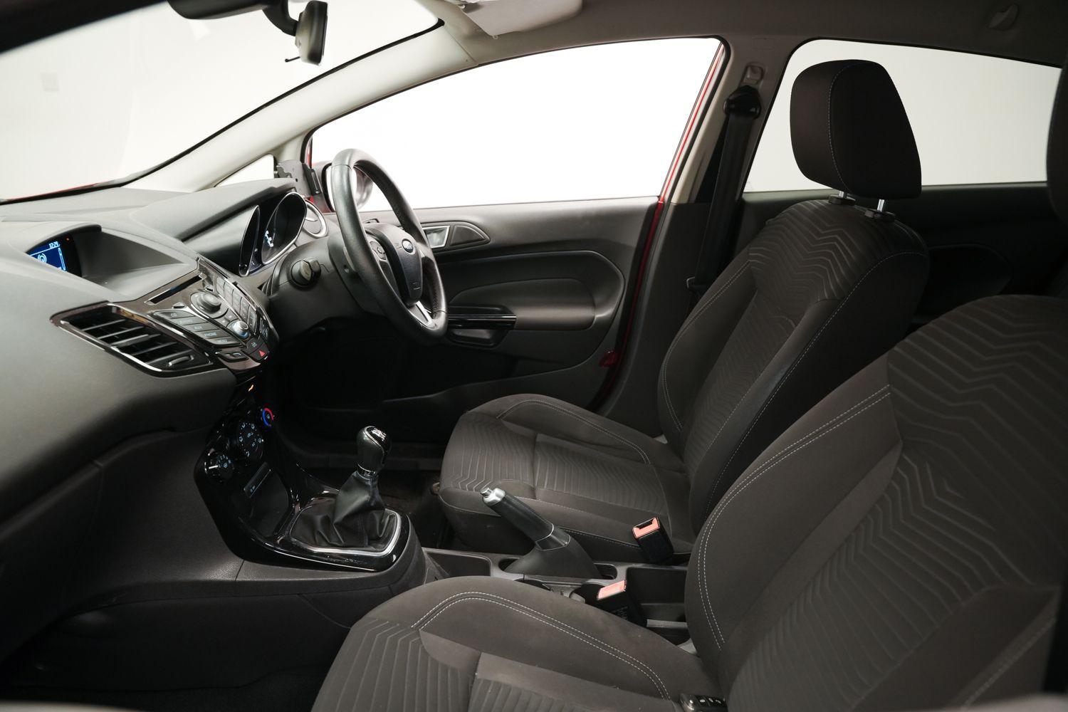 Used Ford Fiesta 2013 for sale - 76370624: Photo 26