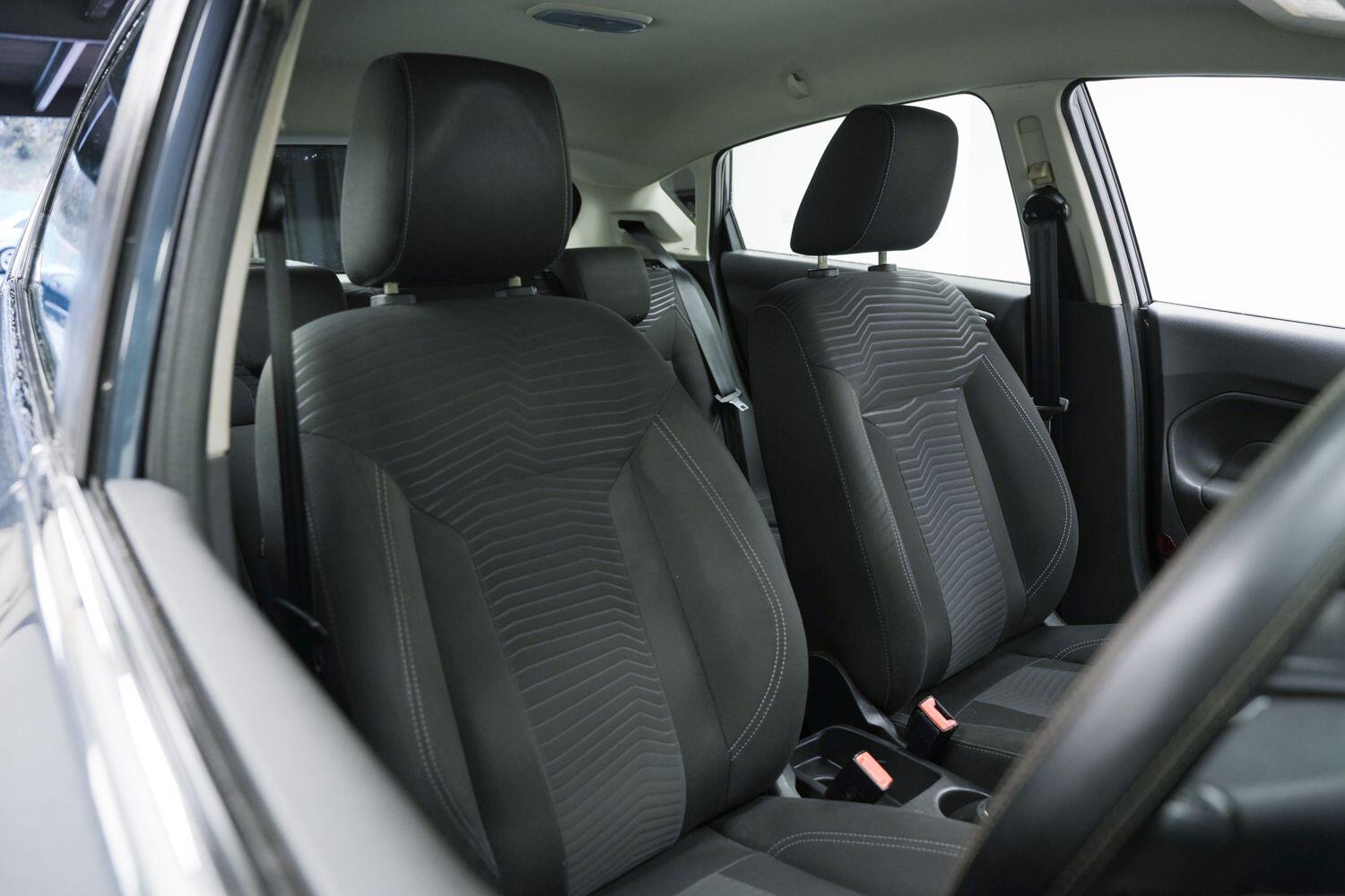 Used Ford Fiesta 2014 for sale - 77098017: Photo 11