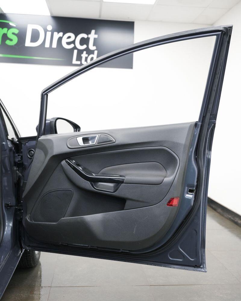 Used Ford Fiesta 2014 for sale - 77098017: Photo 17