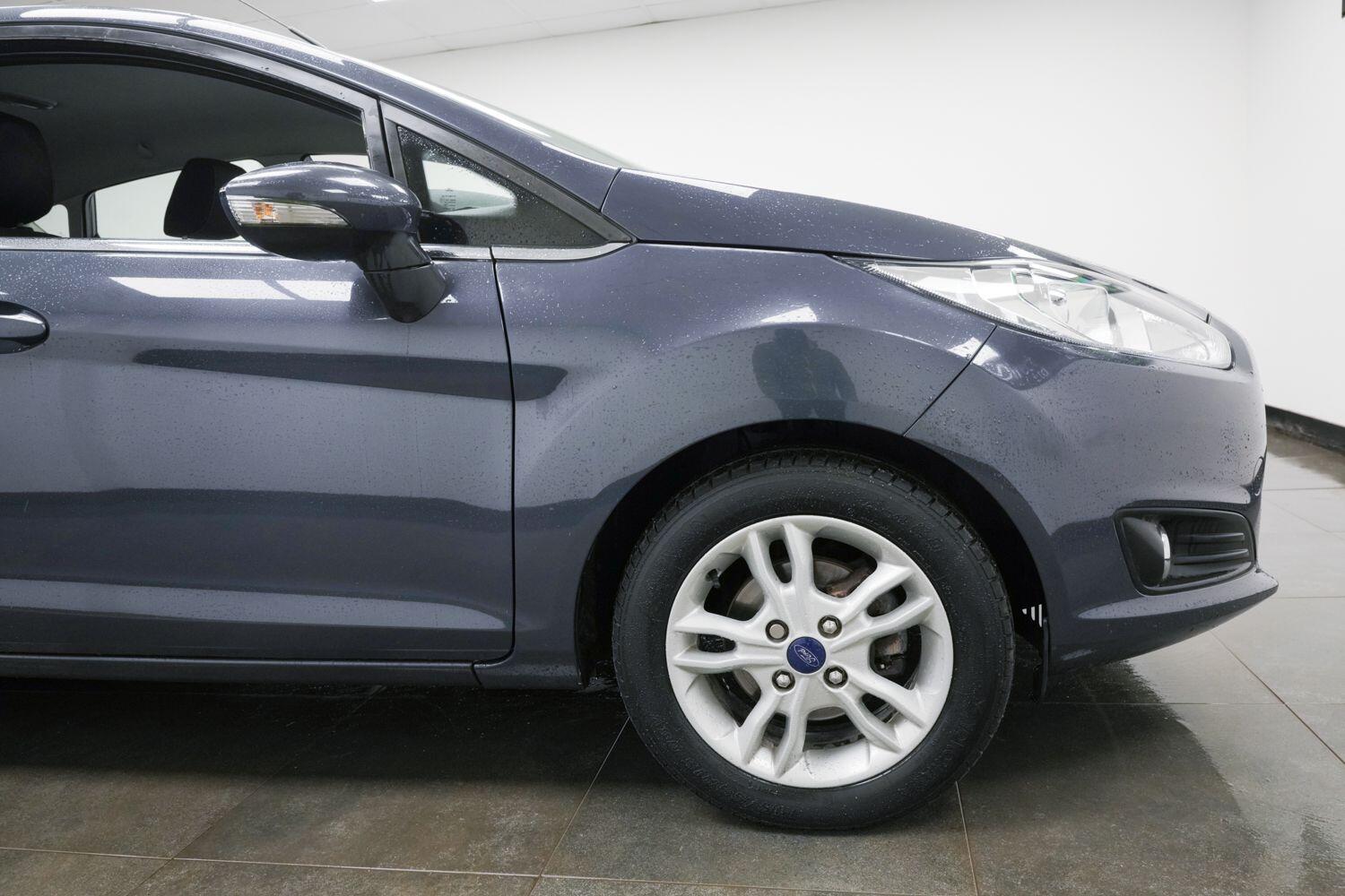 Used Ford Fiesta 2014 for sale - 77098017: Photo 5