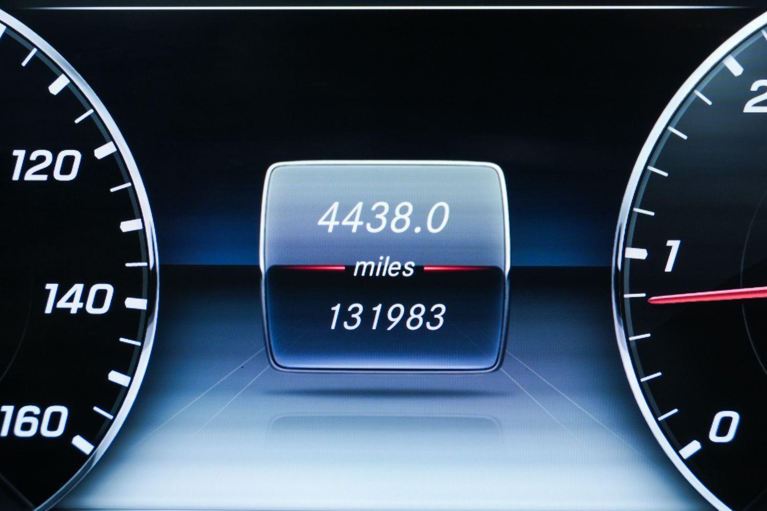 Used Mercedes-Benz E Class 2016 for sale - 76201050: Photo 26