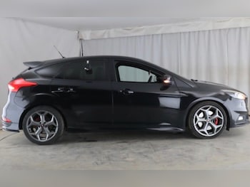 Used Ford Focus 2015 for sale - 78842580: Photo