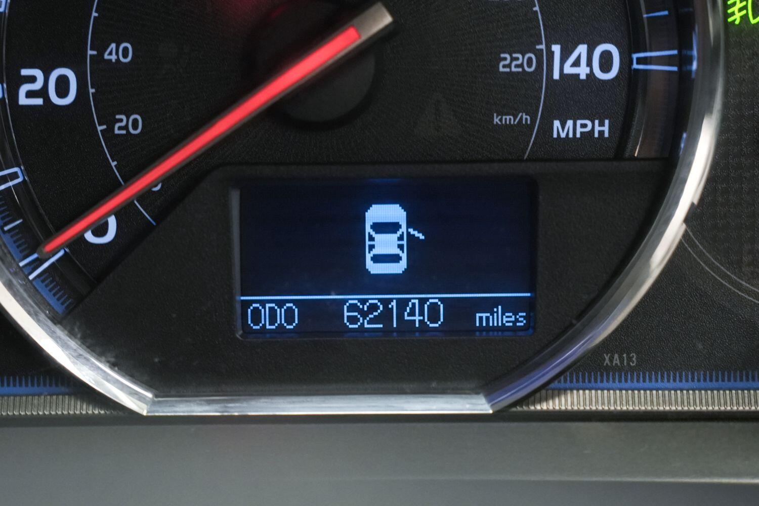 Used Toyota RAV4 2015 for sale - 76408380: Photo 24