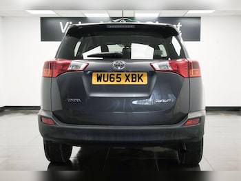 Used Toyota RAV4 2015 for sale - 76408380: Photo