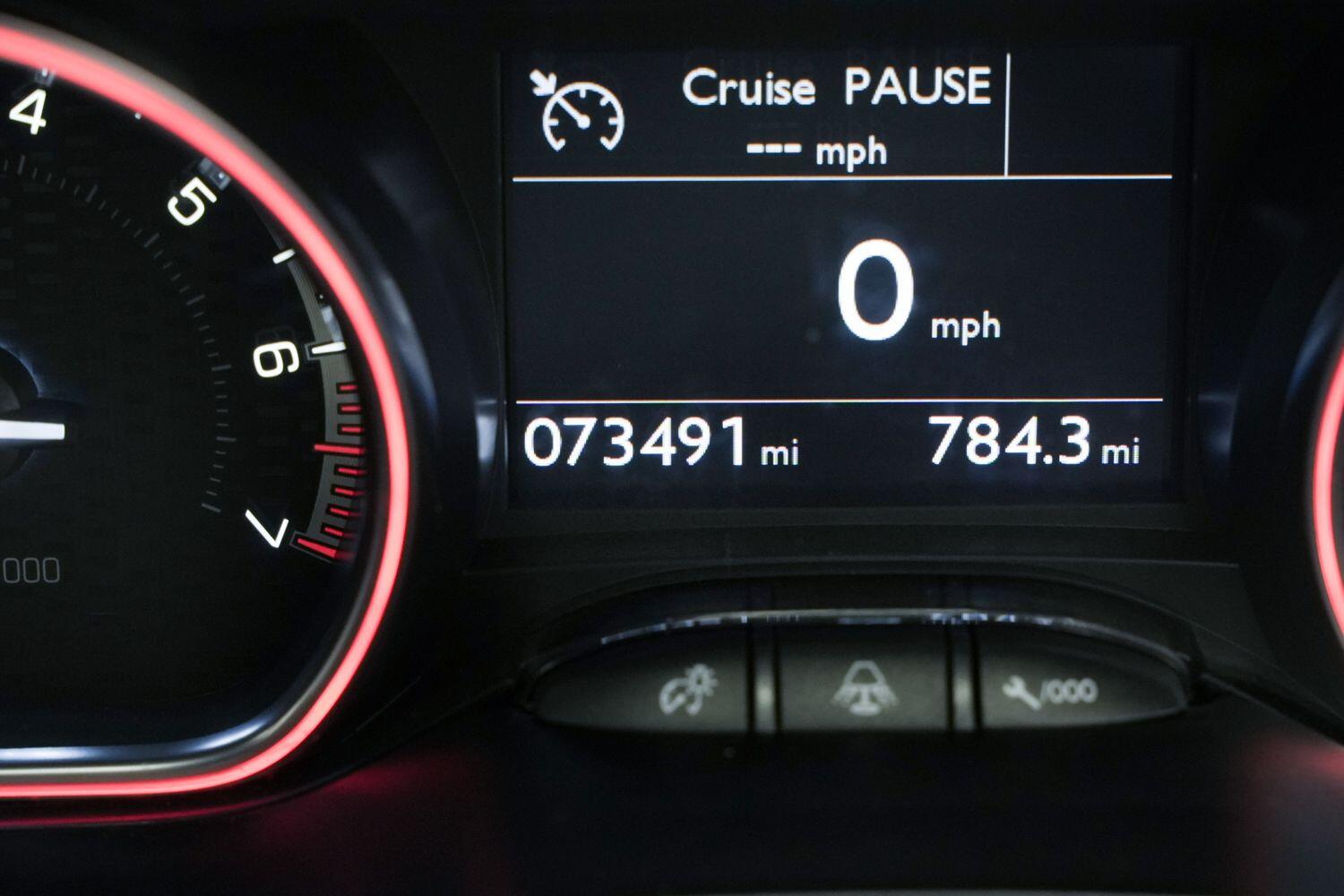 Used Peugeot 208 2014 for sale - 77066690: Photo 28