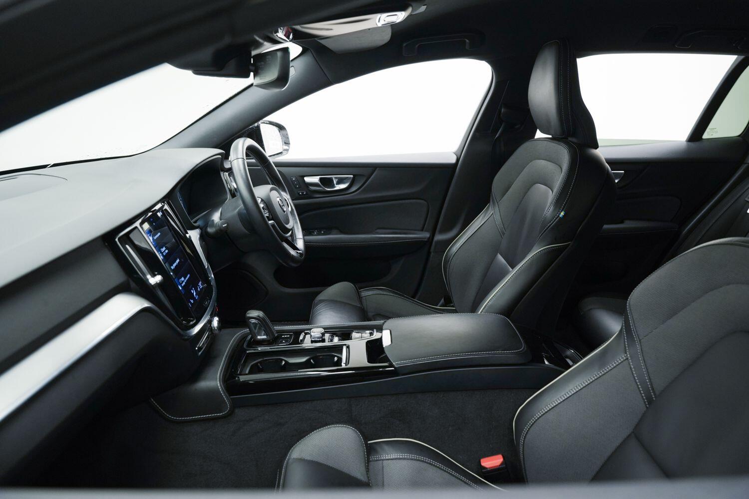 Used Volvo V60 for sale - 77166486: Photo 33