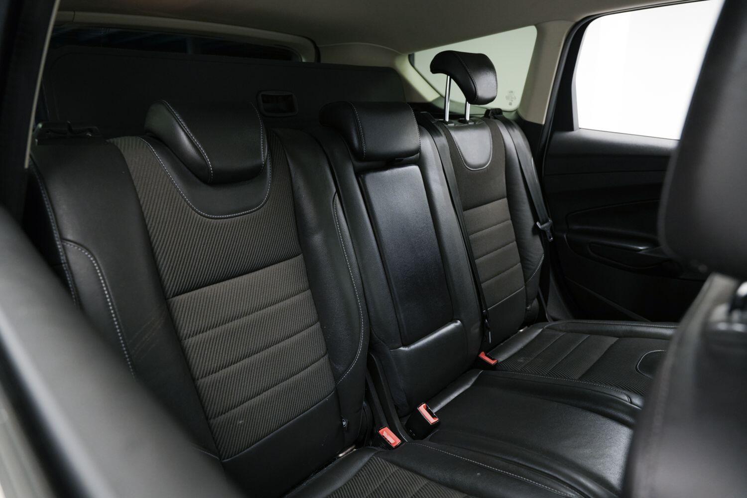 Used Ford Kuga 2015 for sale - 77633938: Photo 13