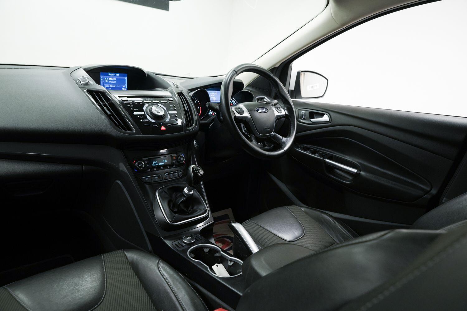 Used Ford Kuga 2015 for sale - 77633938: Photo 19