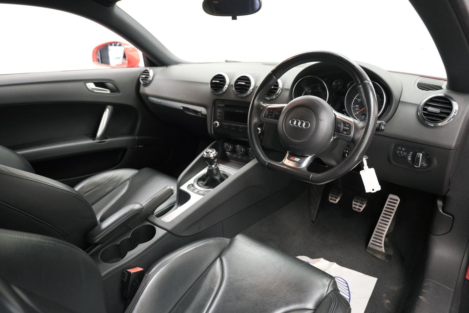 Used Audi TT 2010 for sale - 76360889: Photo 10