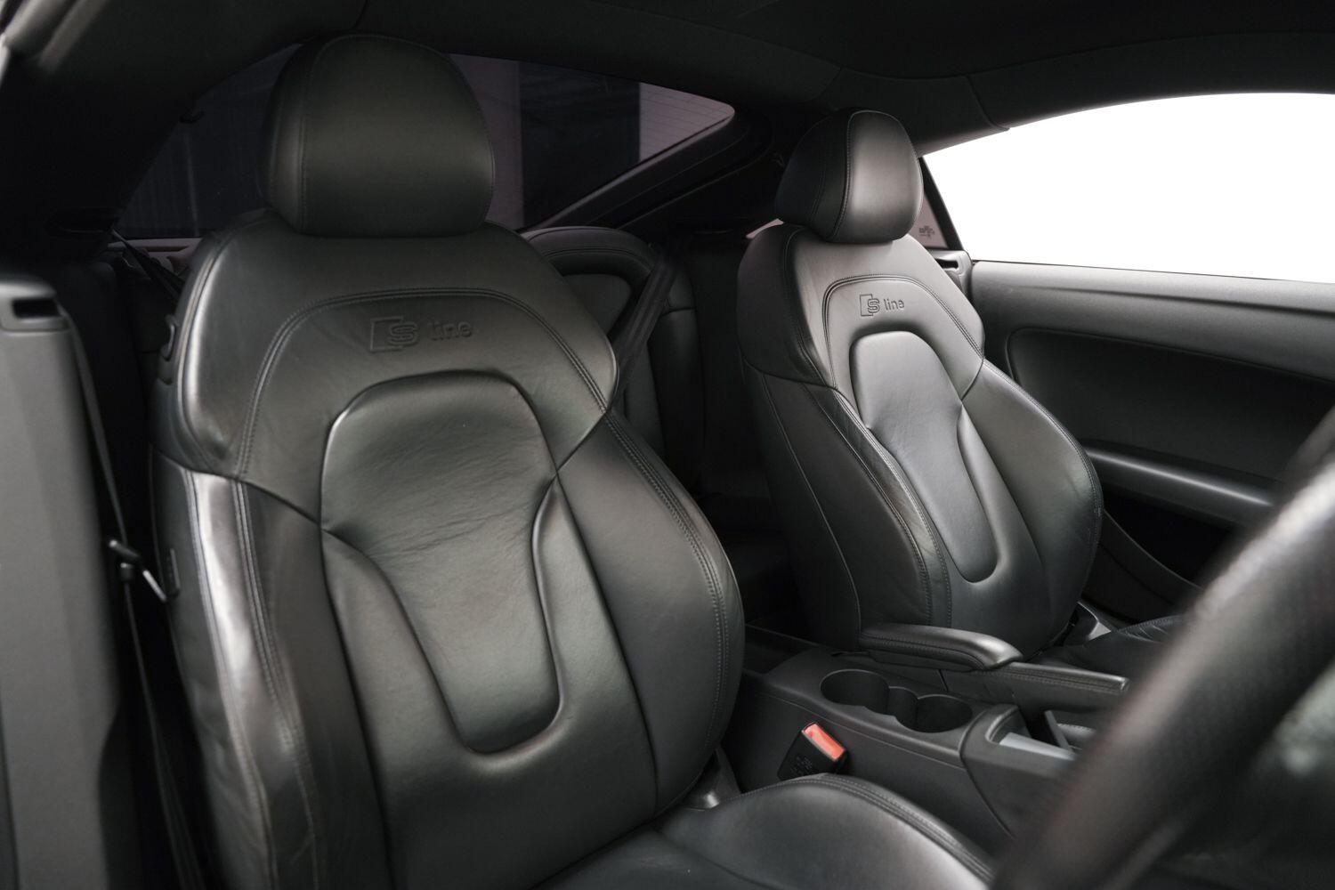 Used Audi TT 2010 for sale - 76360889: Photo 11