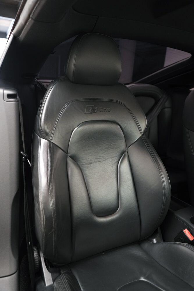 Used Audi TT 2010 for sale - 76360889: Photo 12