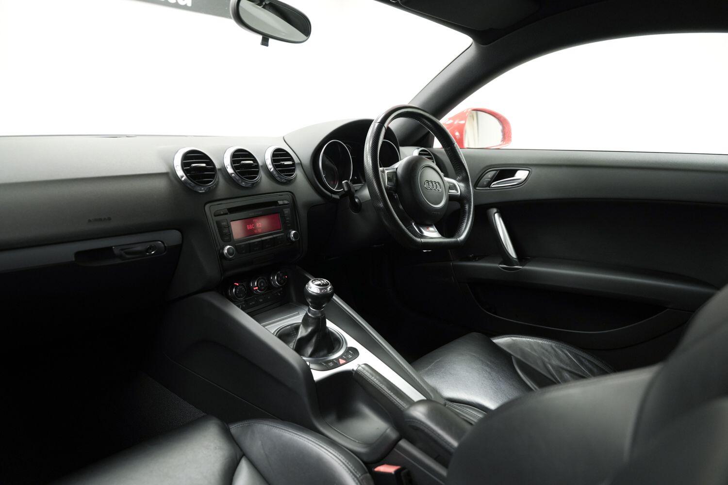 Used Audi TT 2010 for sale - 76360889: Photo 15