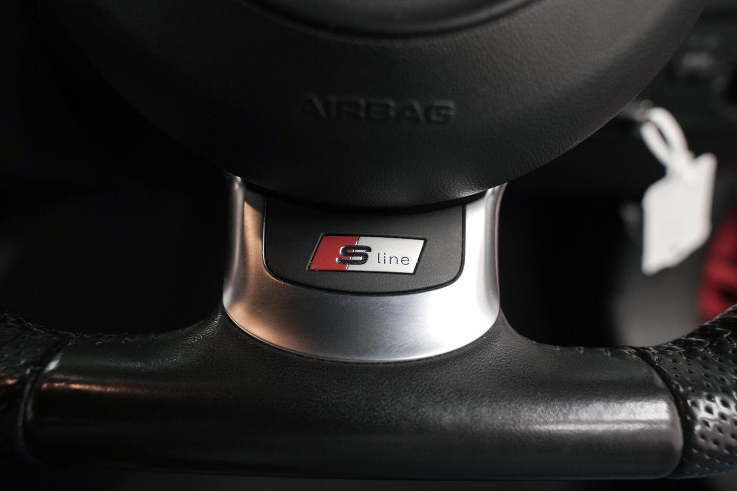 Used Audi TT 2010 for sale - 76360889: Photo 19