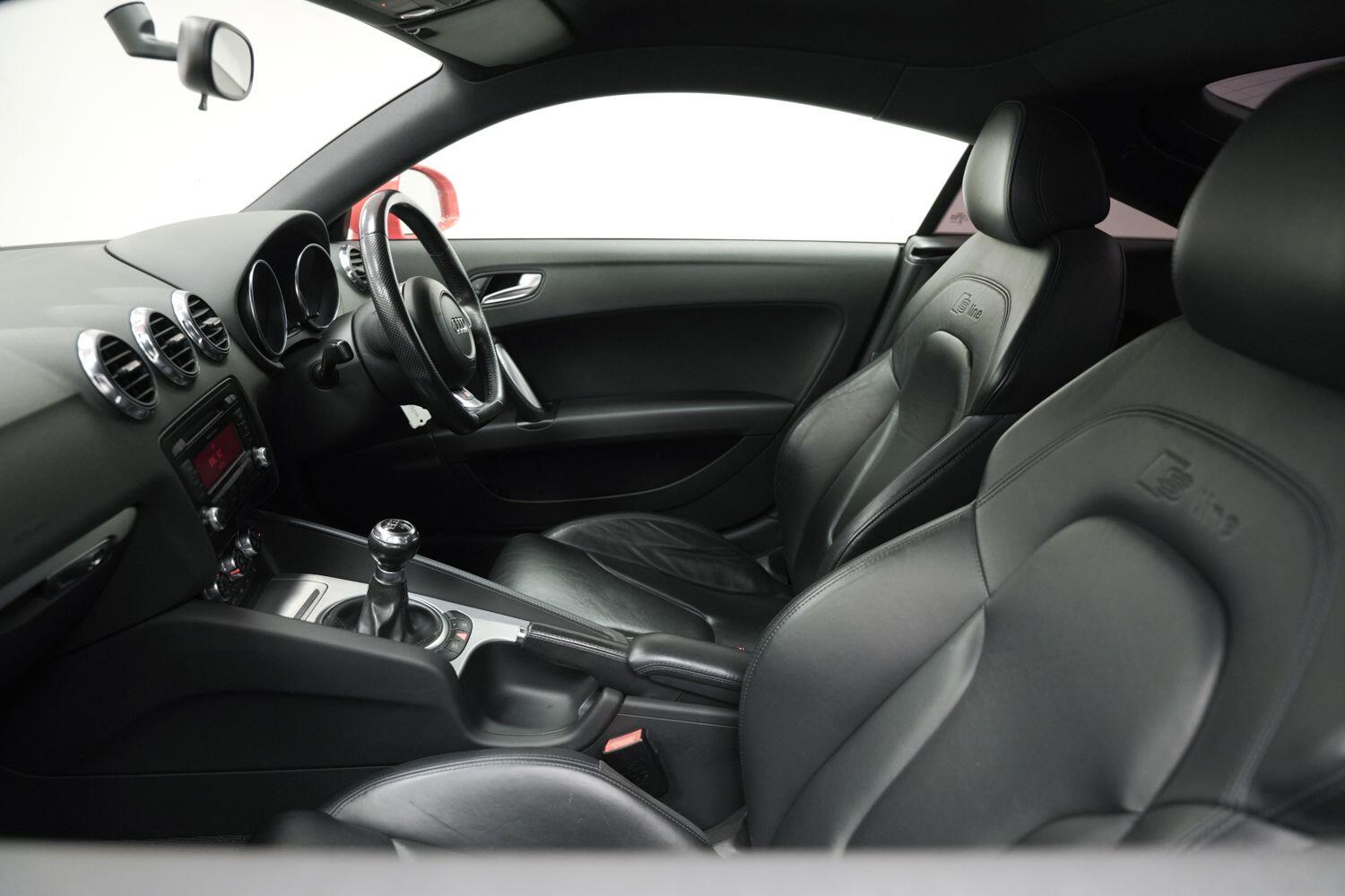 Used Audi TT 2010 for sale - 76360889: Photo 28