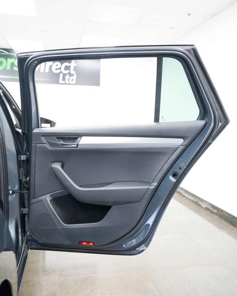 Used Skoda Superb for sale - 77633922: Photo 18