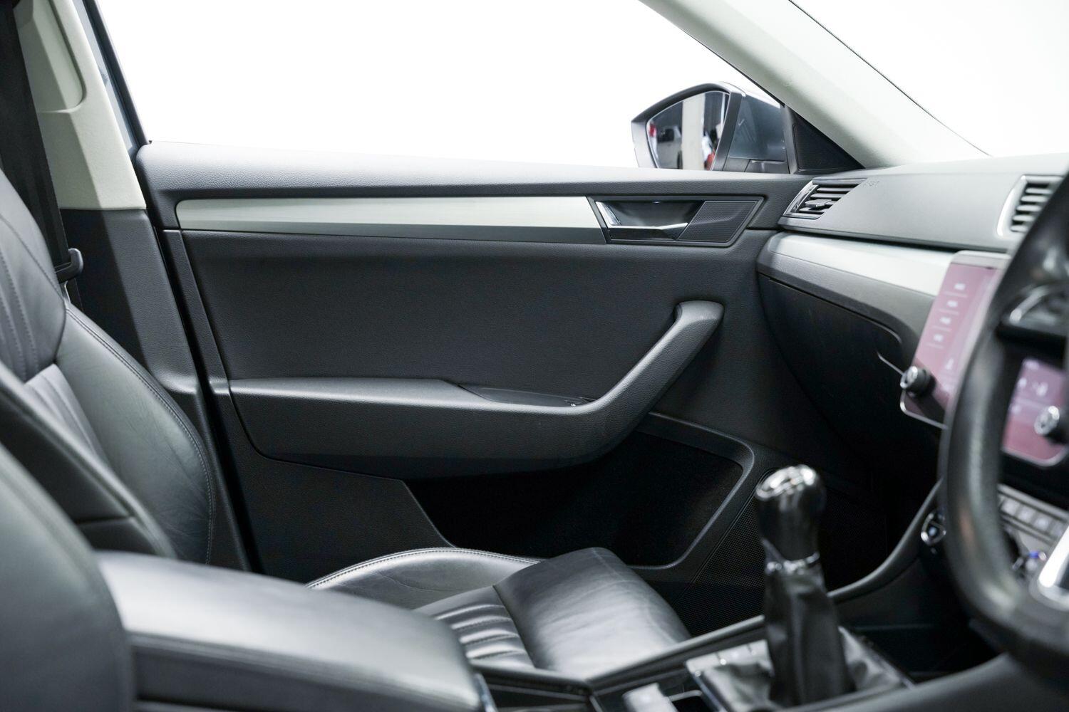 Used Skoda Superb for sale - 77633922: Photo 21