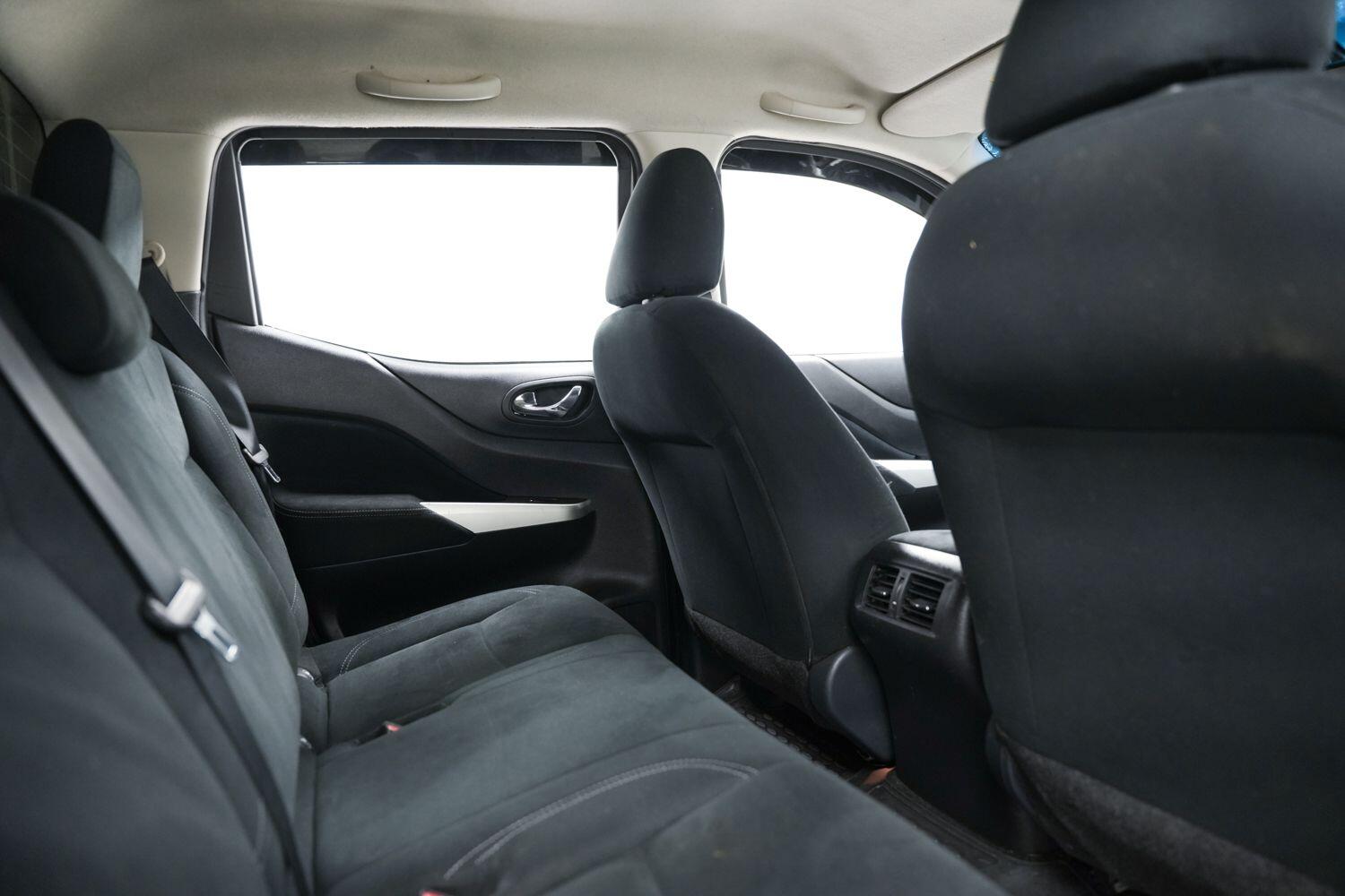 Used Nissan Navara 2016 for sale - 76824776: Photo 14