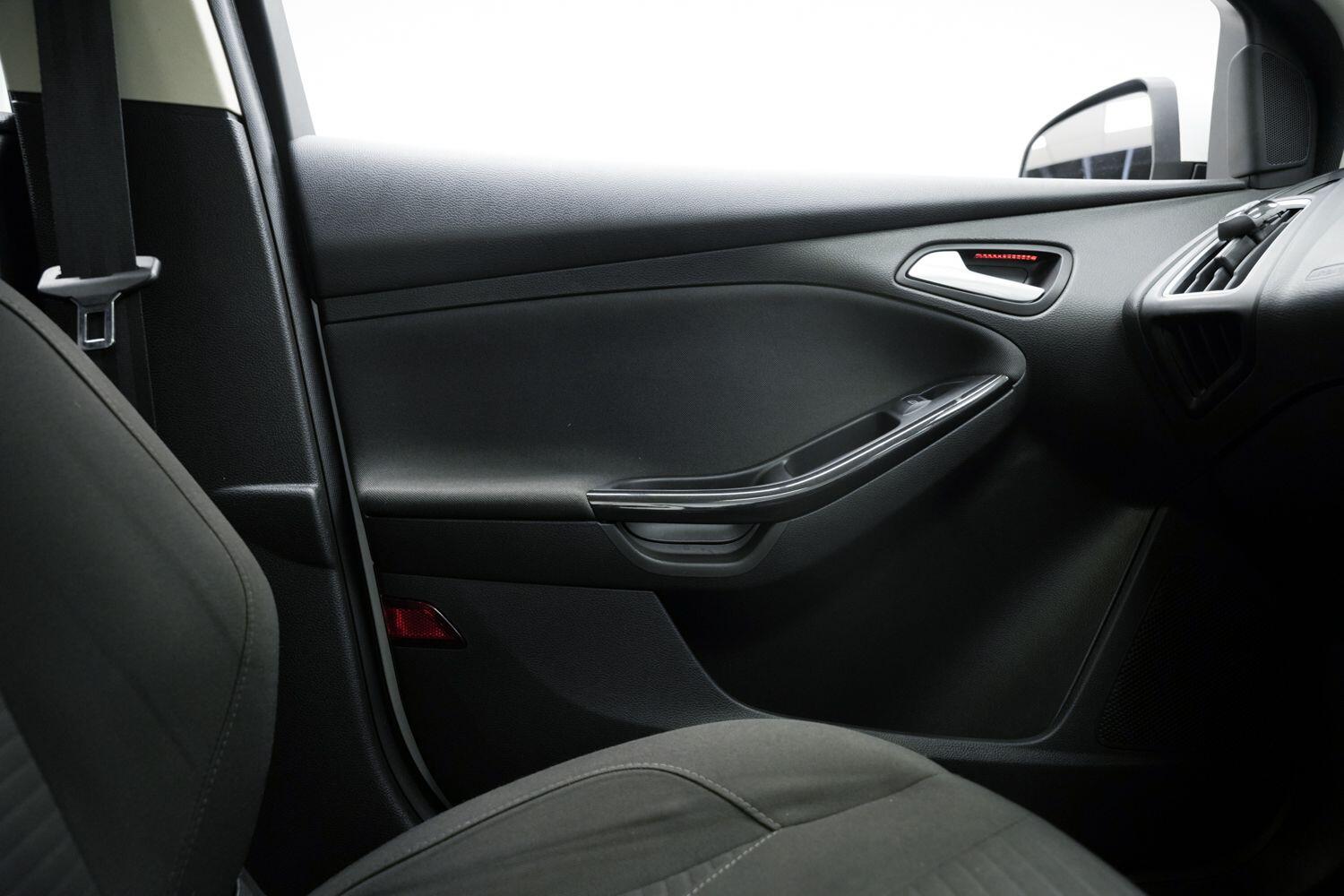 Used Ford Focus for sale - 77882884: Photo 22