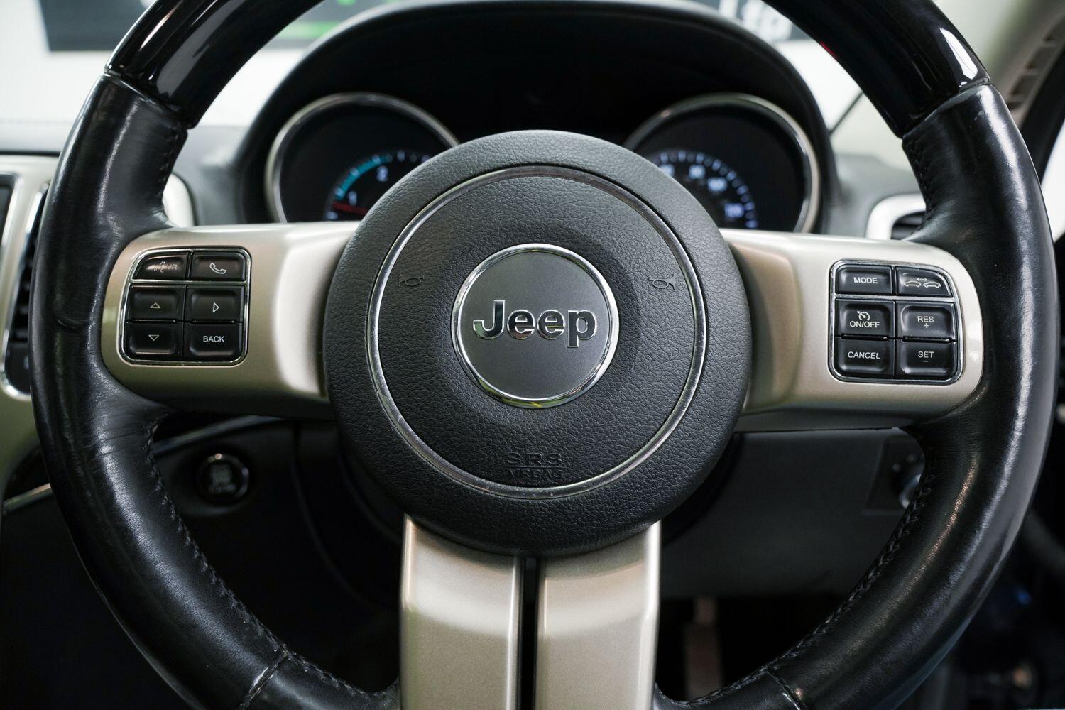 Used Jeep Grand Cherokee 2012 for sale - 77166792: Photo 25