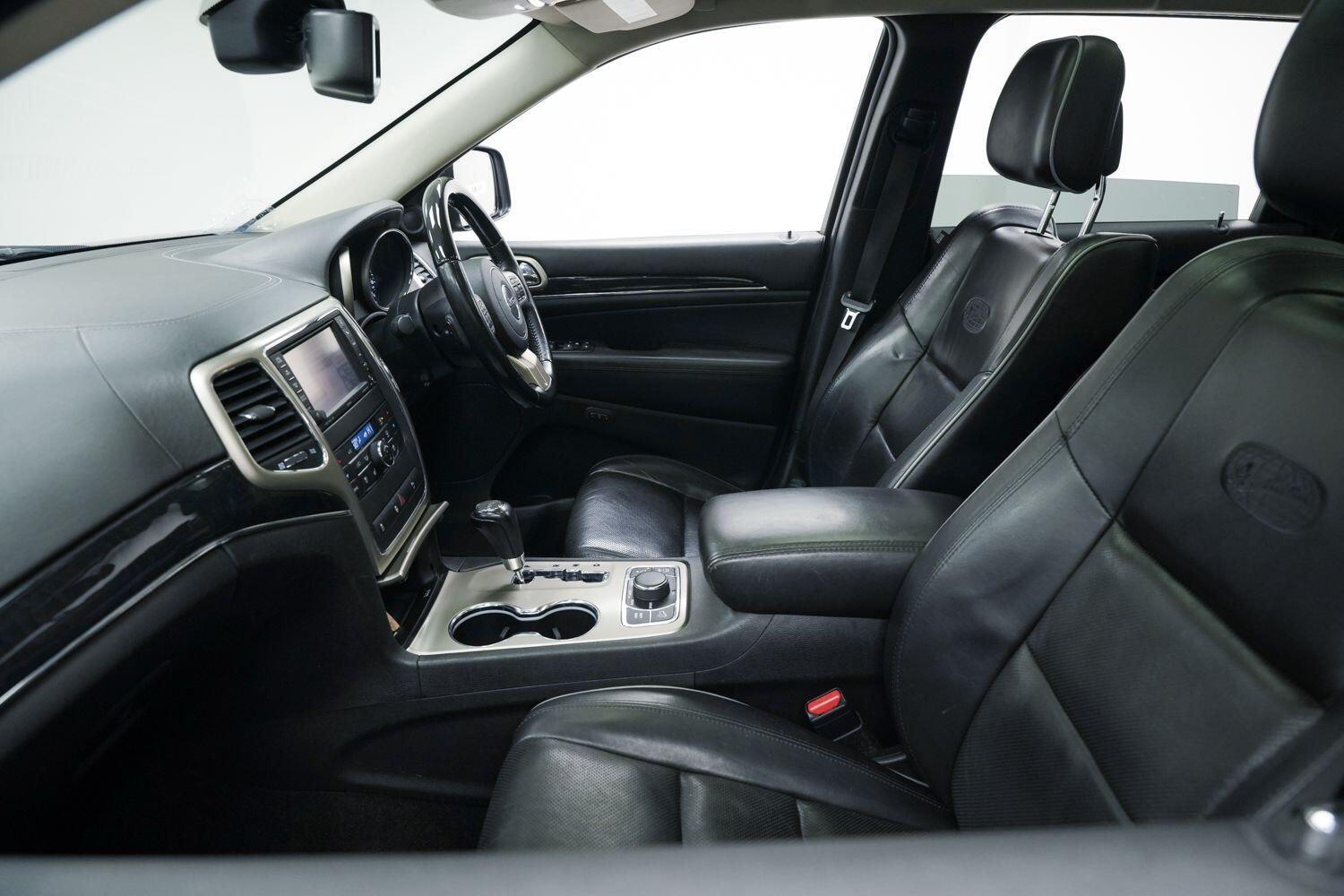 Used Jeep Grand Cherokee 2012 for sale - 77166792: Photo 28