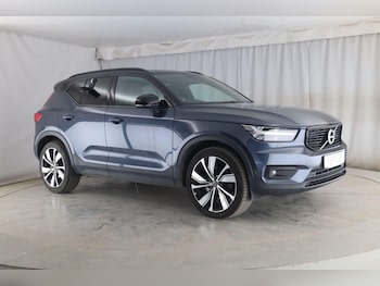 Used Volvo XC40 2022 for sale - 79440952: Photo