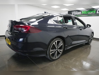 Used Vauxhall Insignia 2018 for sale - 79373990: Photo