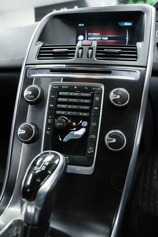 Used Volvo XC60 2015 for sale - 77166747: Photo 24