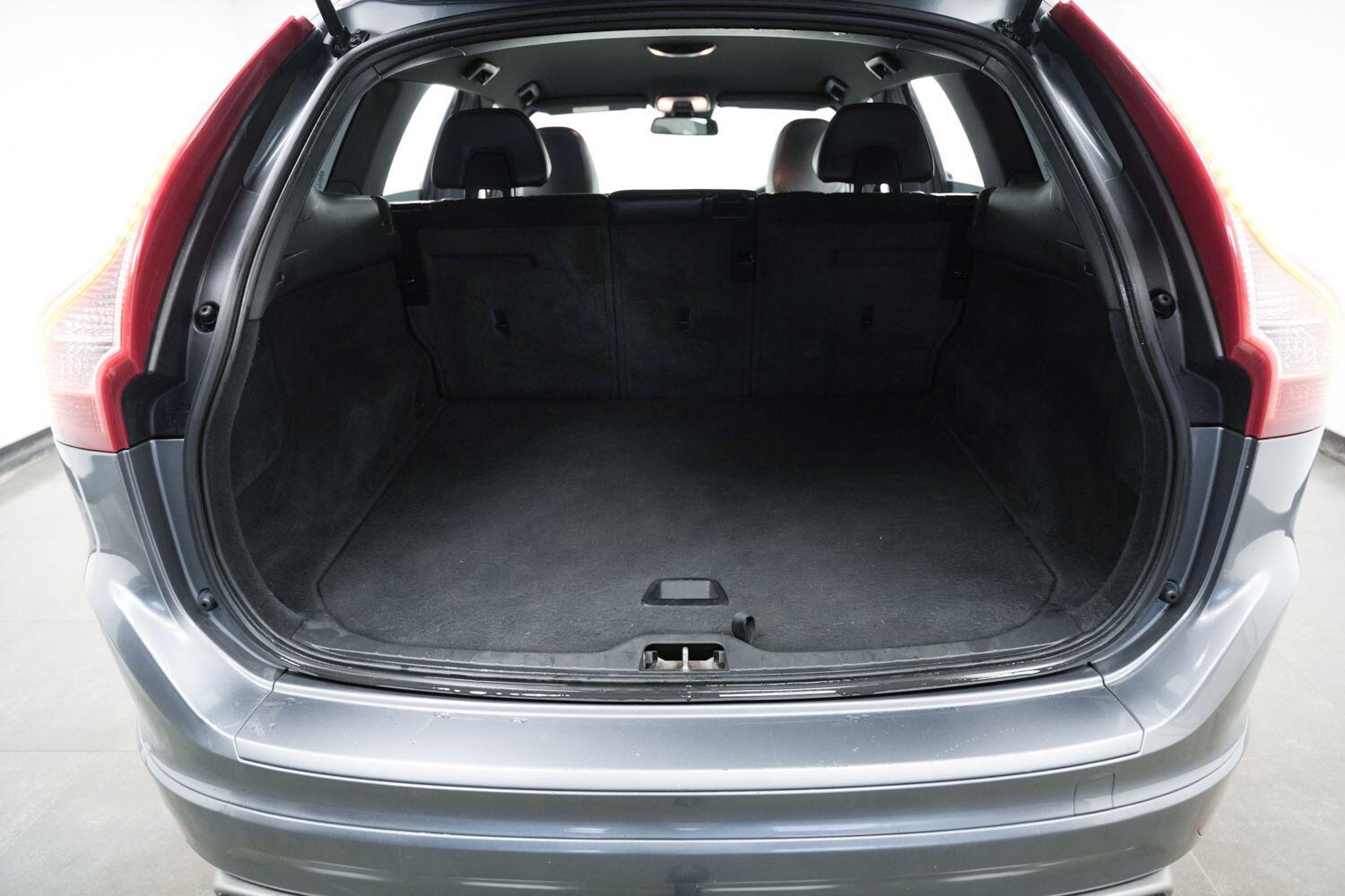 Used Volvo XC60 2015 for sale - 77166747: Photo 9