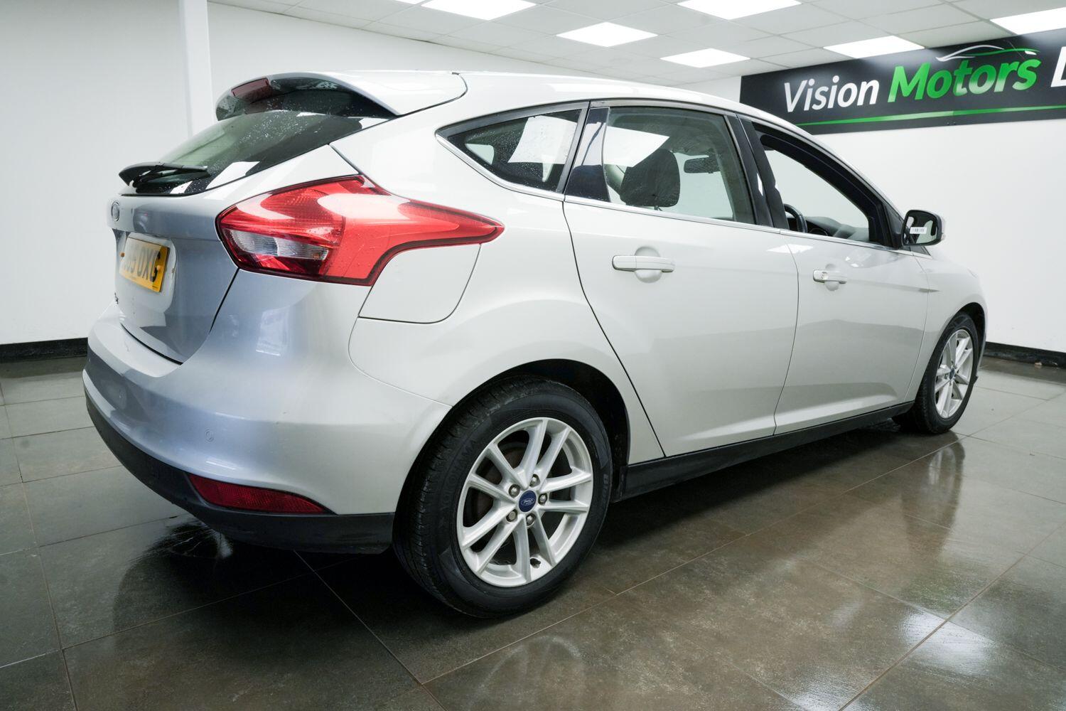 Used Ford Focus 2015 for sale - 77479194: Photo 4