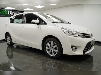 Used Toyota Verso 2015 for sale - 75884512: Photo