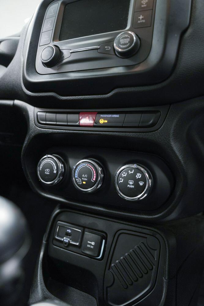 Used Jeep Renegade 2016 for sale - 77266659: Photo 23