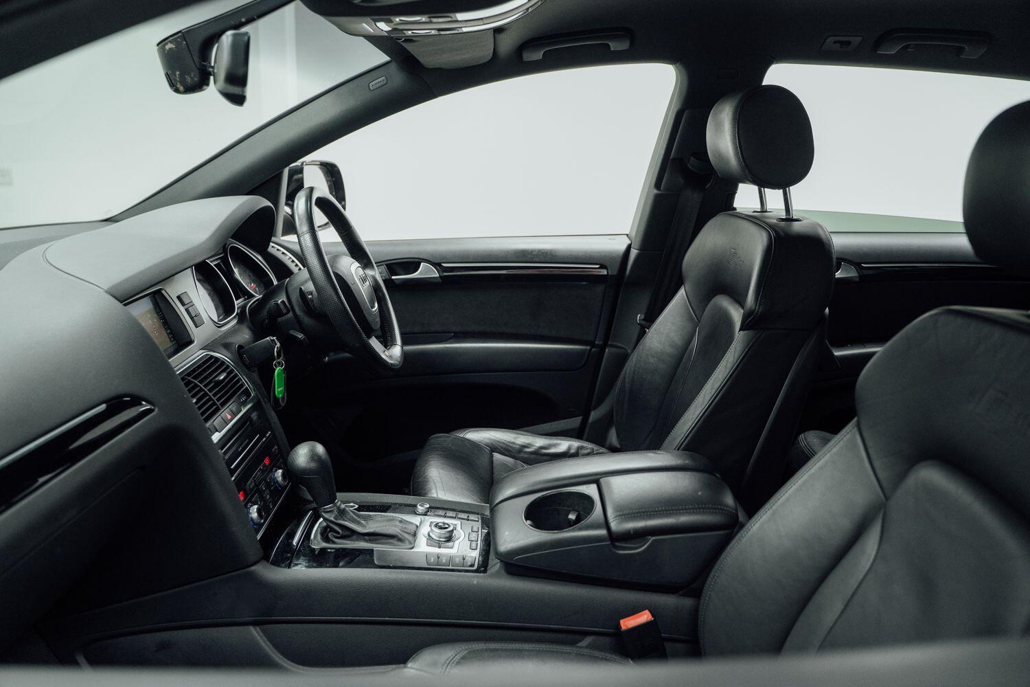 Used Audi Q7 2010 for sale - 76360344: Photo 23