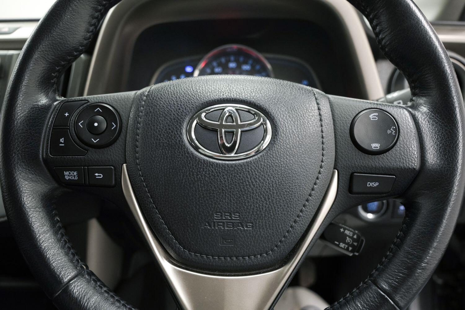 Used Toyota RAV4 2015 for sale - 76702020: Photo 22